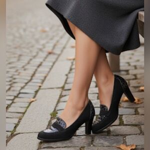 SERENA Made in Italy Crocodile Print Leather/Suede Heeled Loafers In Brown 6.5